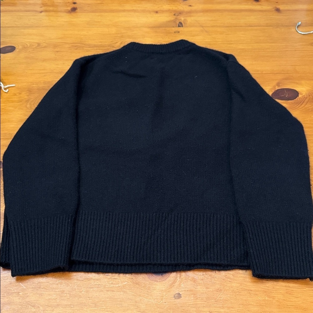 Aritzia Plush Cashmere Oversized Crew Sweater - Picture 9 of 15